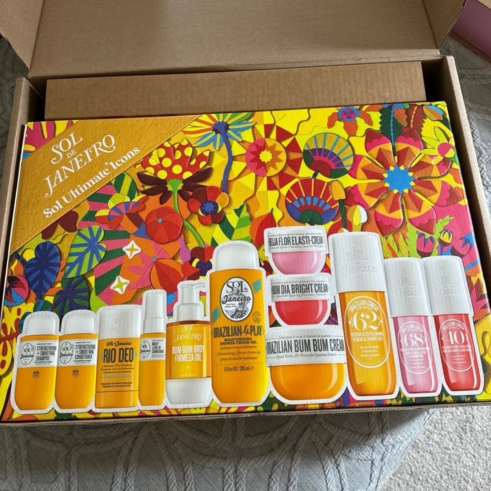 Sol De Janeiro Ultimate Icon Set brand new box